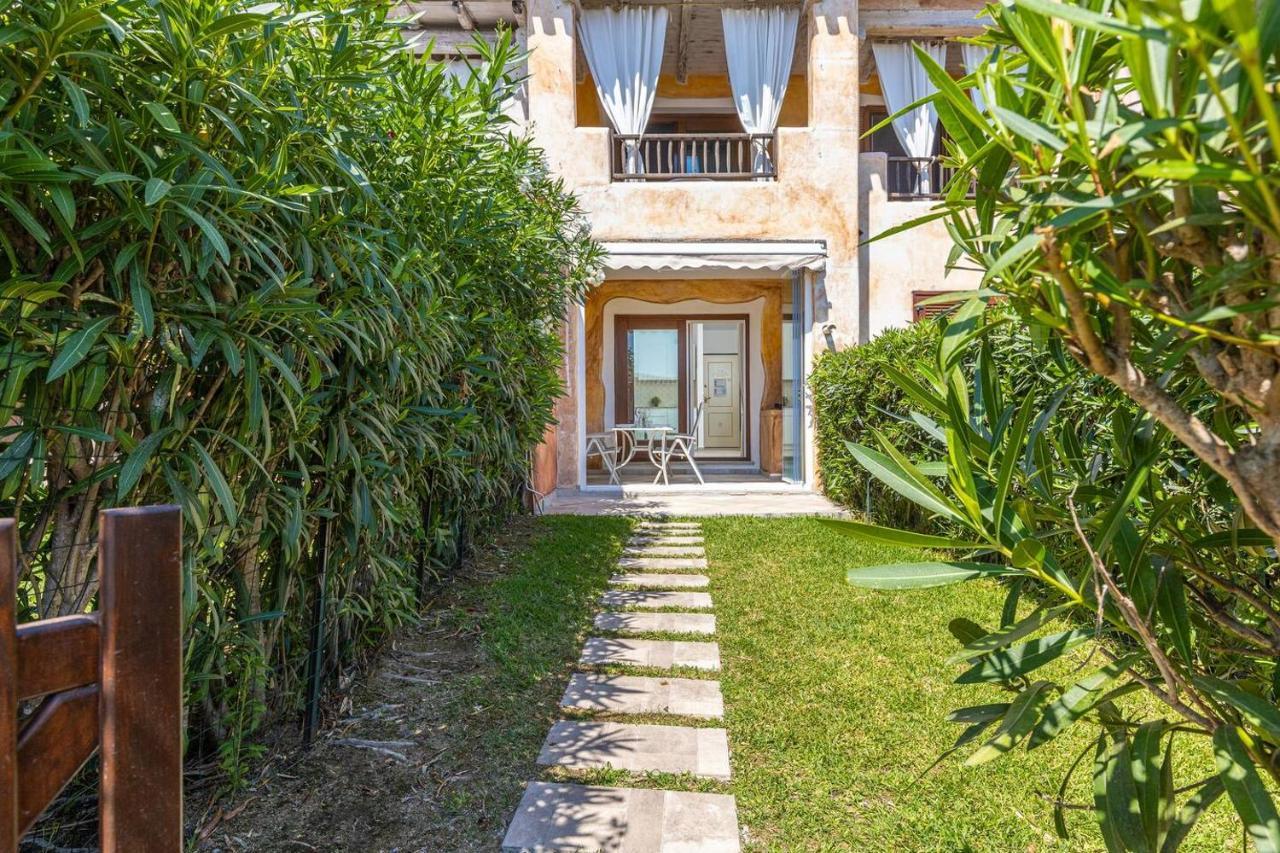 Casa Vacanze Lo Squalo Ольбия Экстерьер фото